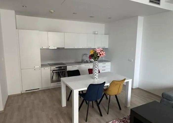 아파트 Prime Location *